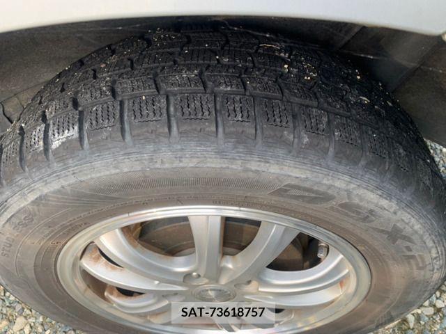 Toyota NOAH 2010-07 212607-13