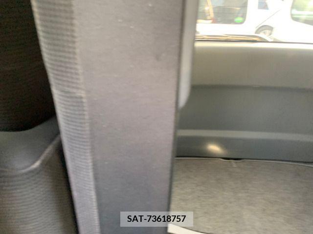 Toyota NOAH 2010-07 212607-17
