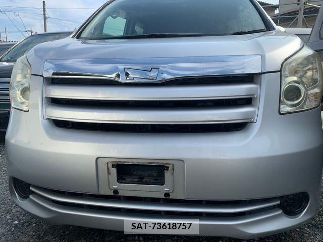 Toyota NOAH 2010-07 212607-2