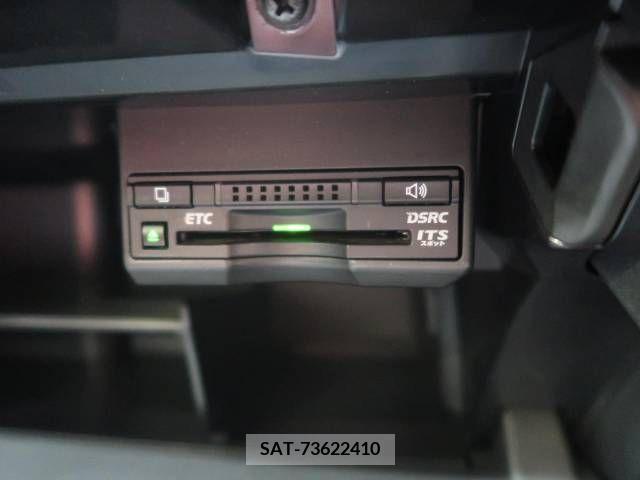Lexus CT 2014-06 387890-5