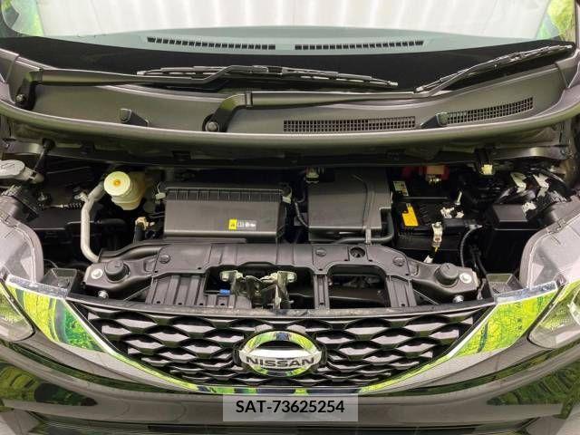 Nissan ROOX 2022-08 354485-18