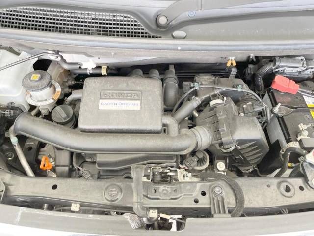 Honda N BOX 2019-06 184773-18