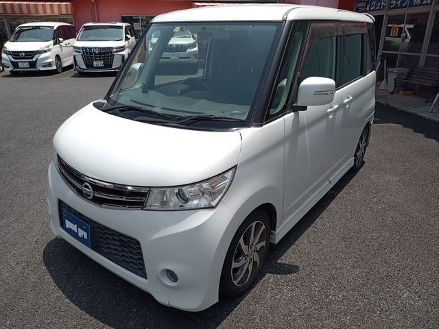 Nissan ROOX 2012-06 6264-2