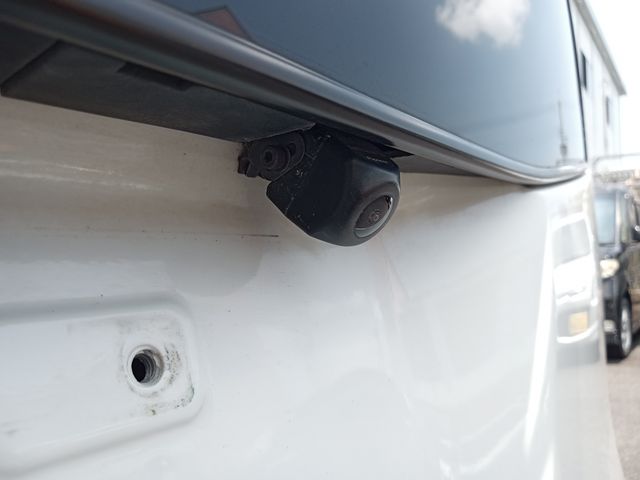 Nissan ROOX 2012-06 6264-27