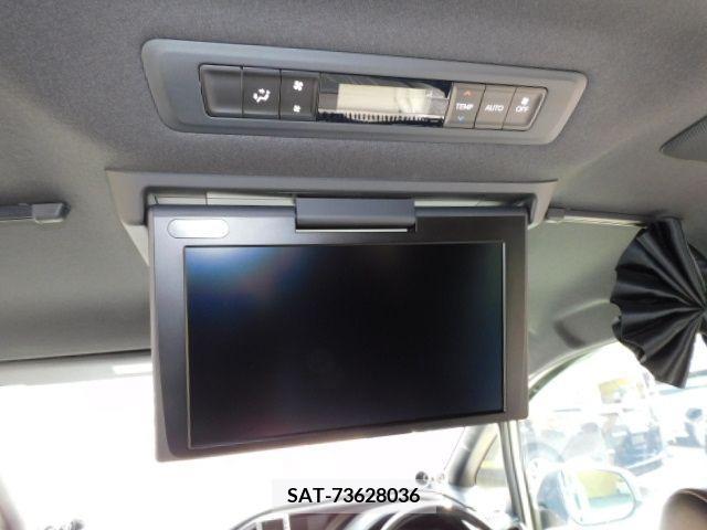 Toyota ESQUIRE 2019-05 234677-8