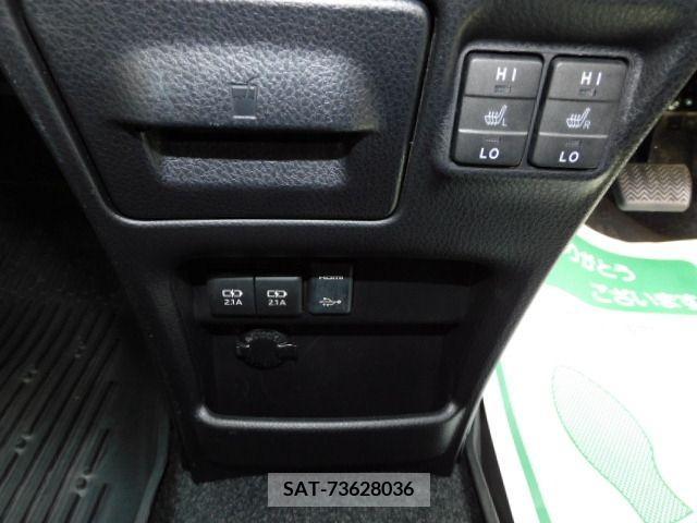 Toyota ESQUIRE 2019-05 234677-13