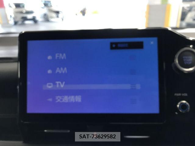 Toyota VOXY 2023-07 212832-10