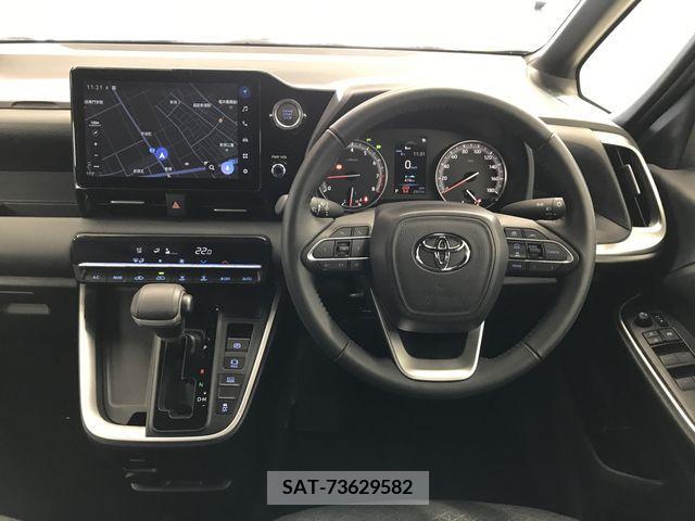 Toyota VOXY 2023-07 212832-11