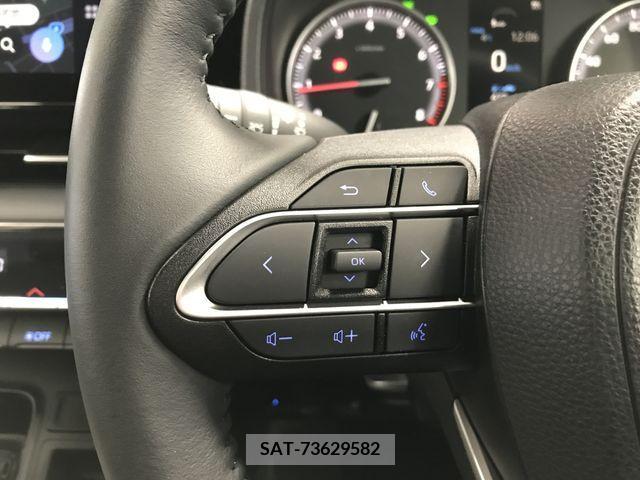 Toyota VOXY 2023-07 212832-13