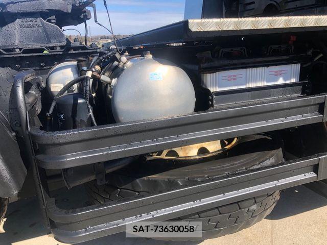 Isuzu GIGA 2018-02 302518-13