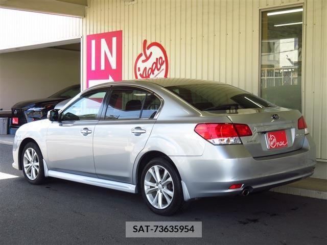 Subaru LEGACY B4 2013-03 233665-1