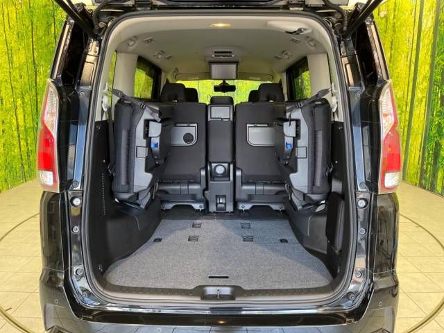 Nissan SERENA 2018-08 22958-11