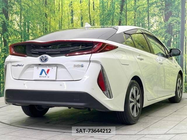 Toyota PRIUS PHV 2017-06 283548-17
