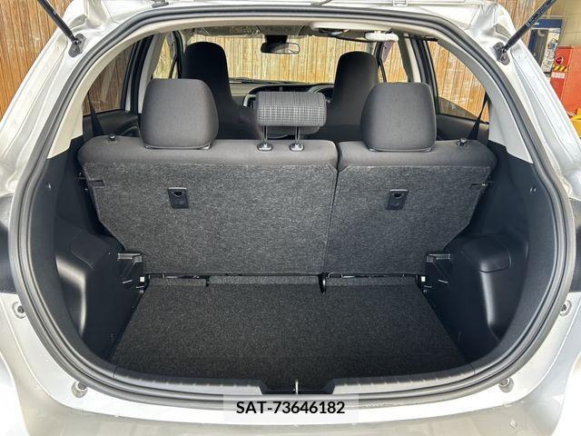 Toyota VITZ 2019-04 336745-13