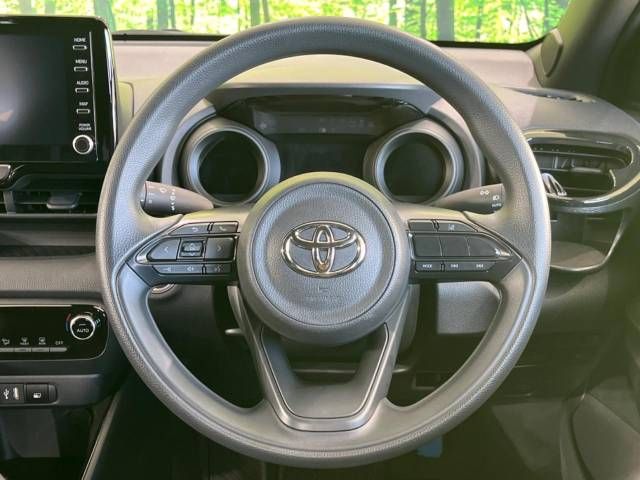 Toyota YARIS 2022-11 191075-11