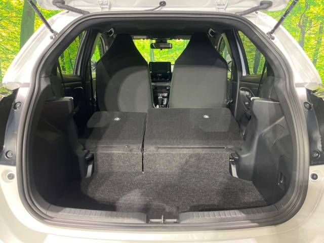 Toyota YARIS 2022-11 191075-10