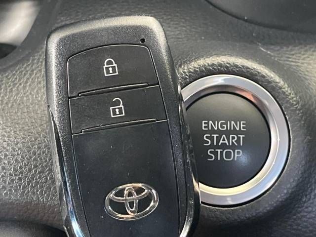 Toyota YARIS 2022-11 191075-7