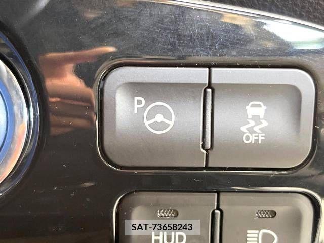 Toyota PRIUS 2017-03 243039-8