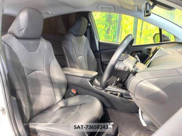Toyota PRIUS 2017-03 243039-10