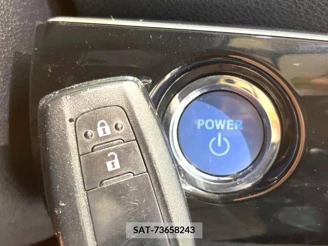 Toyota PRIUS 2017-03 243039-9