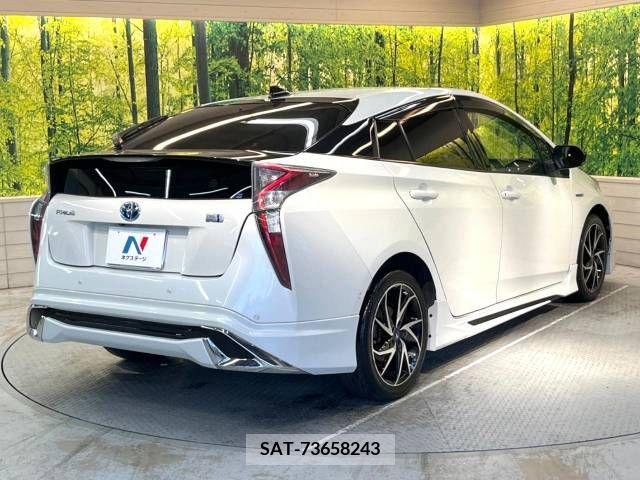 Toyota PRIUS 2017-03 243039-17
