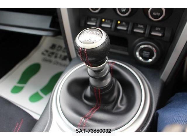 Toyota 86 2013-12 331156-3