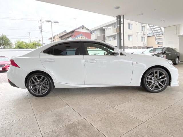 Lexus IS 2013-09 7179-18