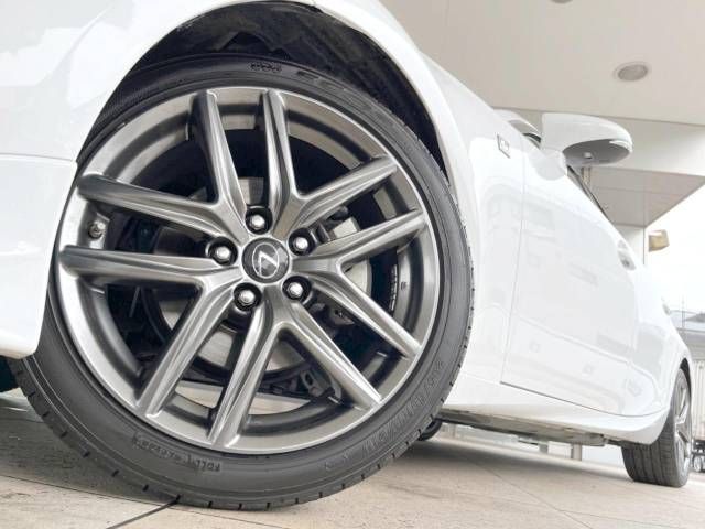 Lexus IS 2013-09 7179-17