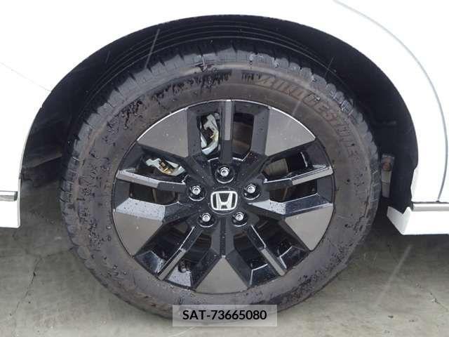 Honda e 2022-06 375624-13