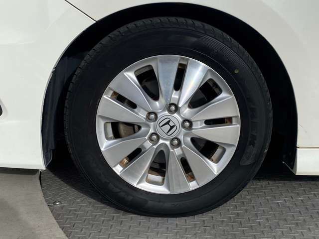 Honda e 2010-06 187658-15