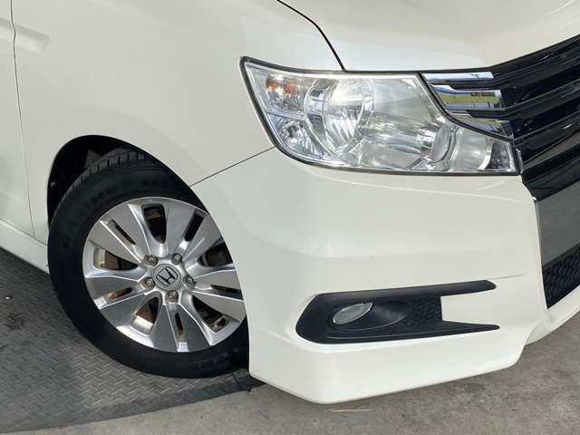 Honda e 2010-06 187658-8