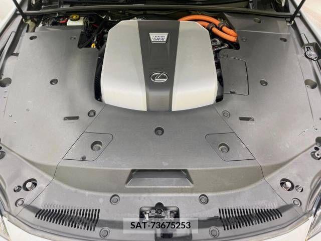 Lexus LS 2017-11 304740-16