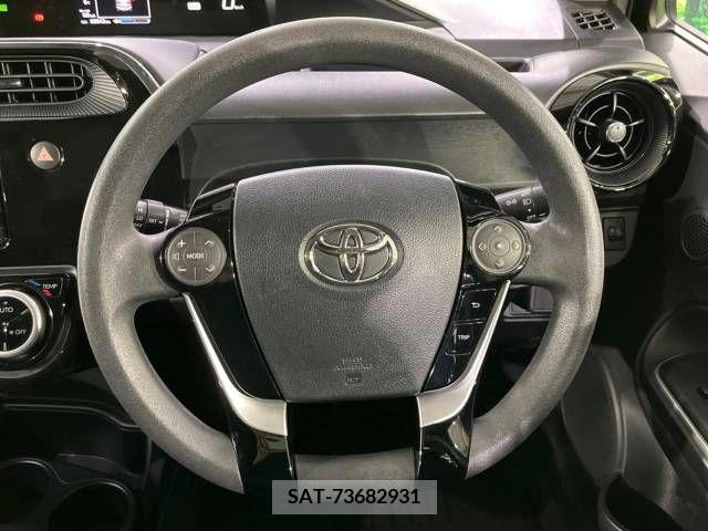 Toyota AQUA 2018-11 213025-11