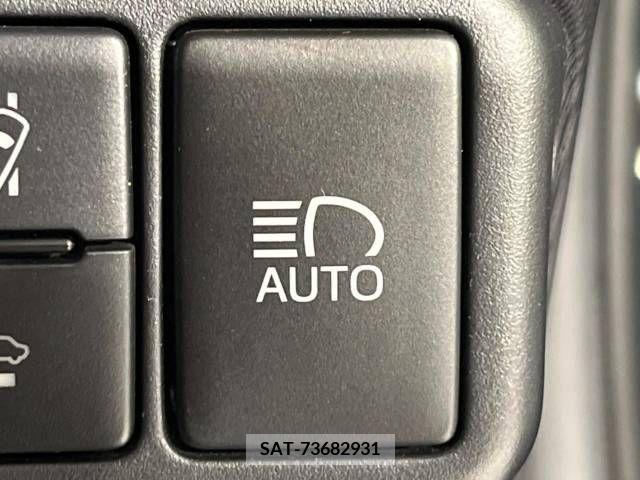 Toyota AQUA 2018-11 213025-6