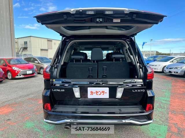 Lexus LX 2016-03 247892-14