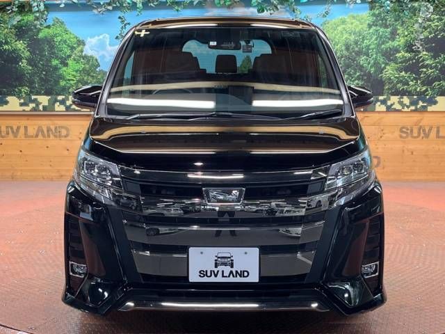 Toyota NOAH 2019-02 184496-16