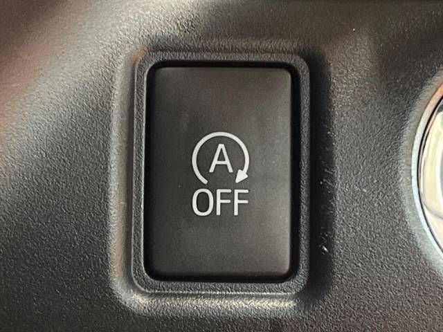 Toyota NOAH 2019-02 184496-8