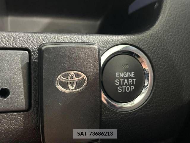 Toyota VOXY 2013-06 337661-5