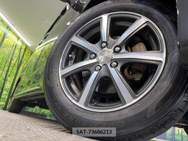 Toyota VOXY 2013-06 337661-14