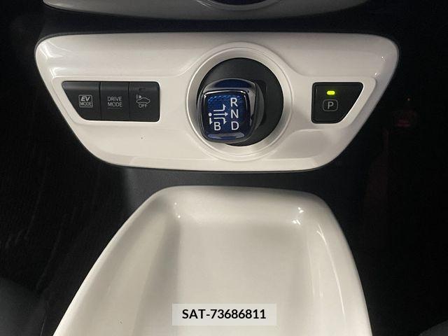 Toyota PRIUS 2016-06 347952-21