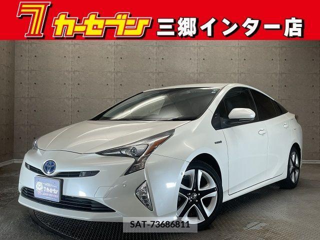 Toyota PRIUS 2016-06 347952-0