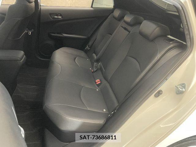 Toyota PRIUS 2016-06 347952-11