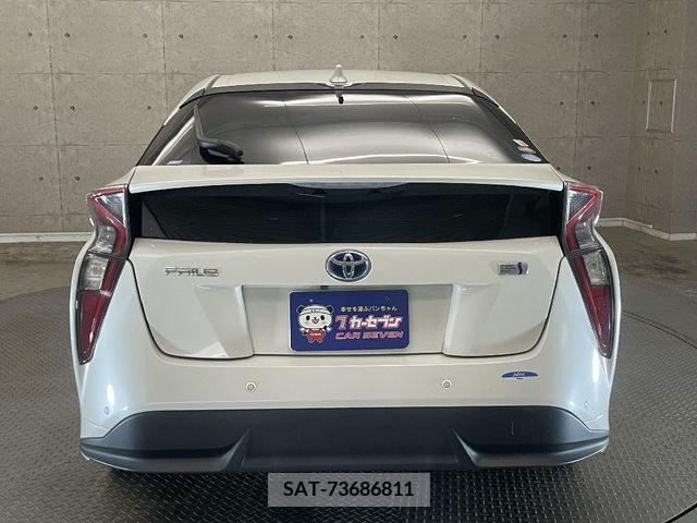 Toyota PRIUS 2016-06 347952-5