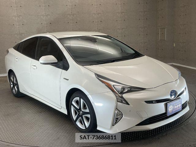 Toyota PRIUS 2016-06 347952-4