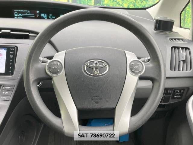 Toyota PRIUS 2010-02 322079-11