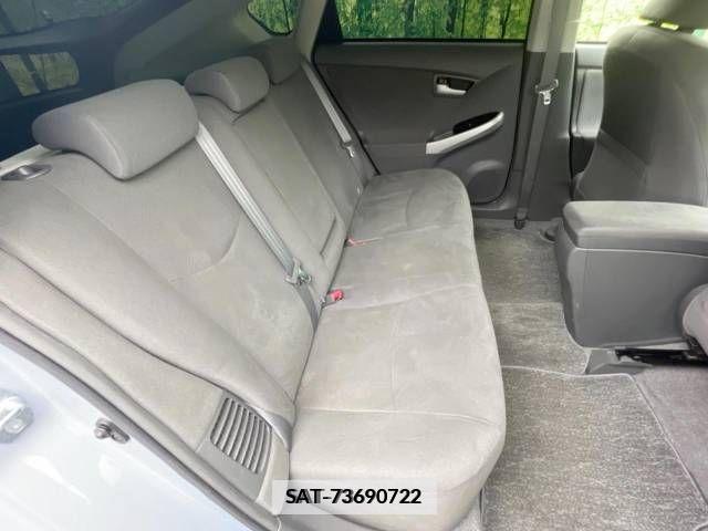 Toyota PRIUS 2010-02 322079-9