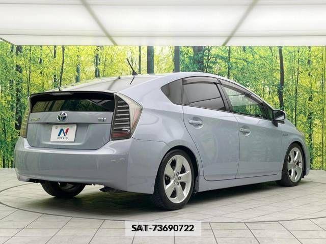 Toyota PRIUS 2010-02 322079-17
