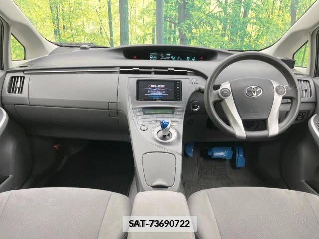 Toyota PRIUS 2010-02 322079-1