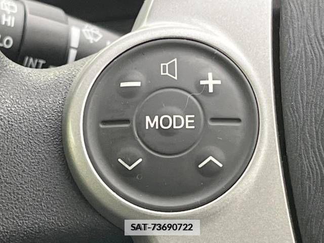 Toyota PRIUS 2010-02 322079-6
