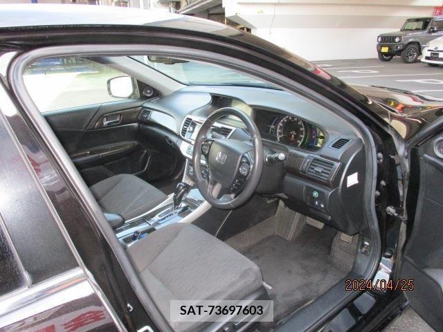 Honda ACCORD HYBRID 2013-12 385999-1